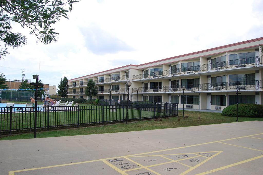 Lancaster Family Resort Smoketown  Extérieur photo